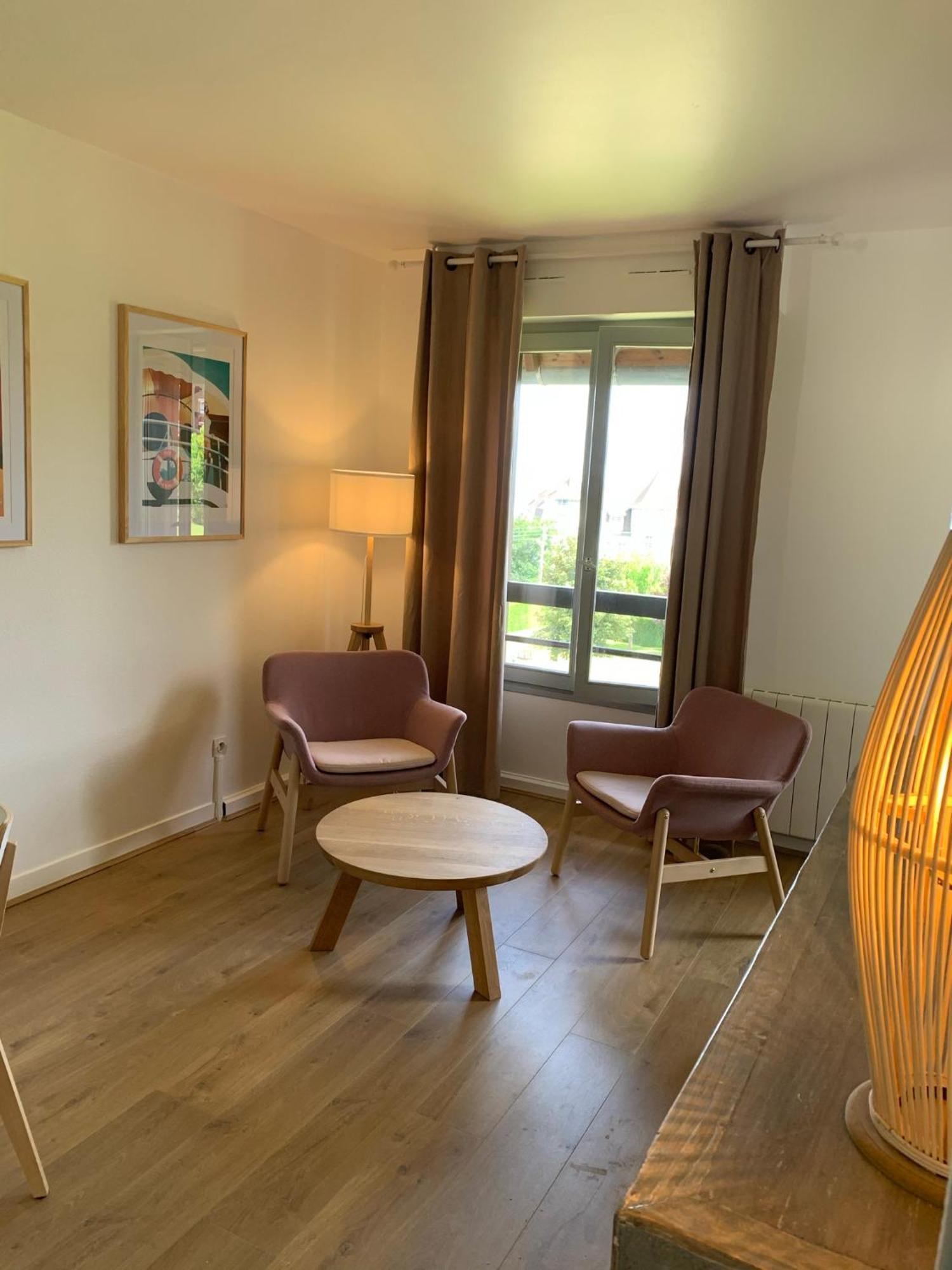 L'Appartement Vue Mer De La Villa Des Rosiers - Trouville Sur Mer Kültér fotó